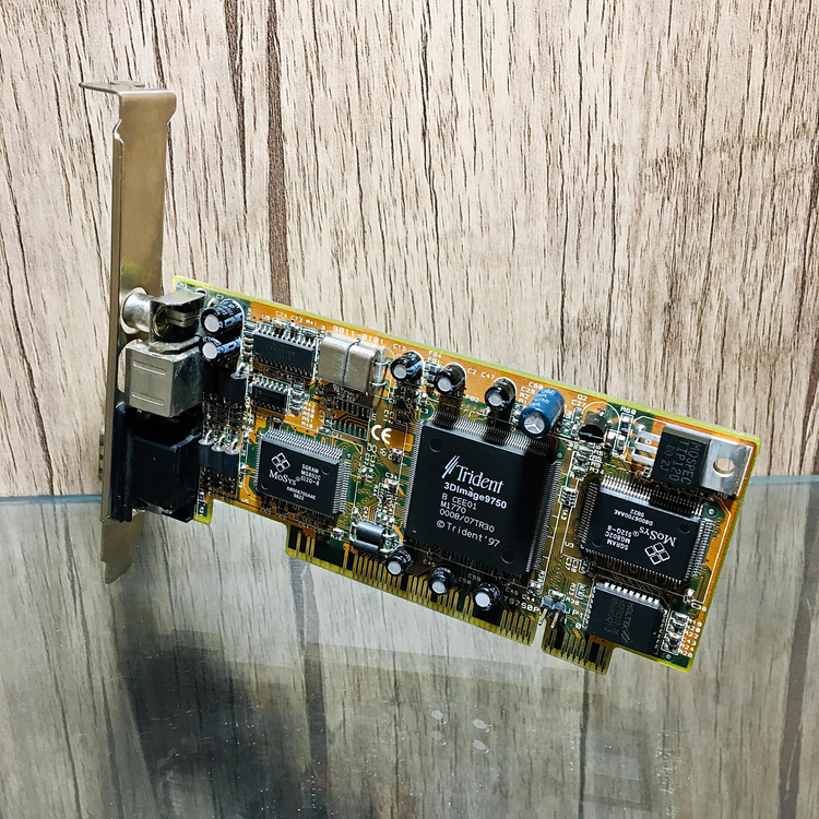 کارت گرافیک Trident 3DImàge 9750 4MB SGRAM PCI © 1997