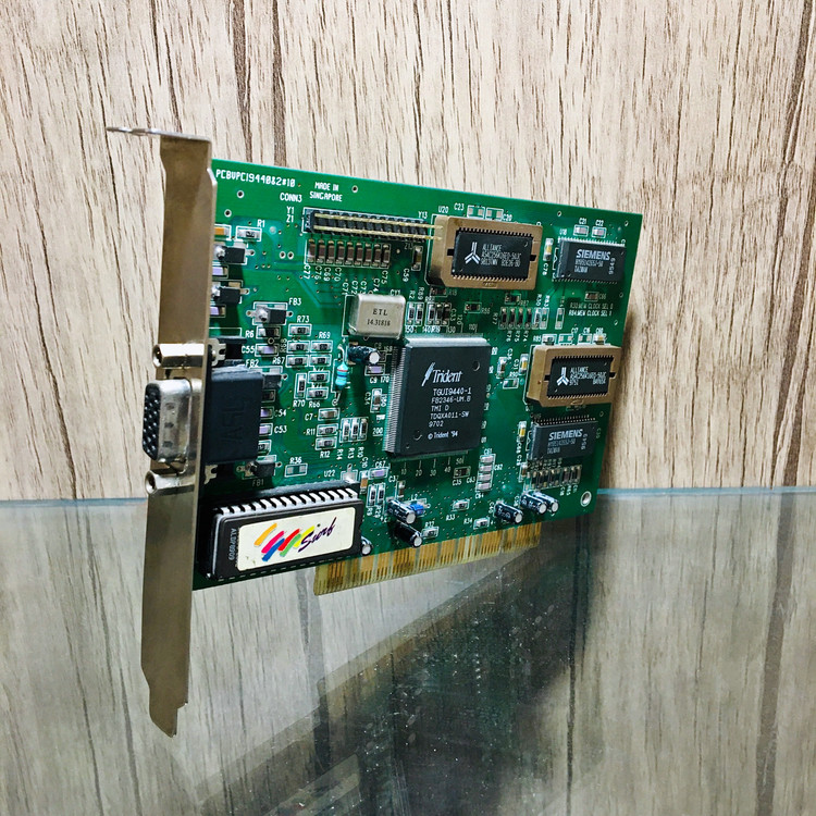 کارت گرافیک Trident TGUI9440 1MB EDO PCI © 1994