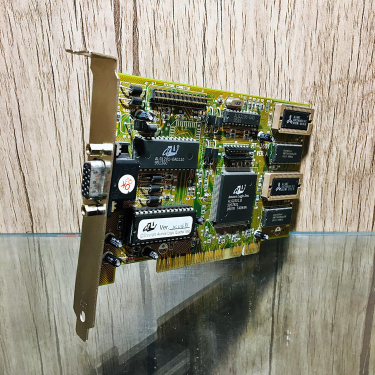 کارت گرافیک Avance Logic ALG2301 - 2 MB EDO PCI © 1992