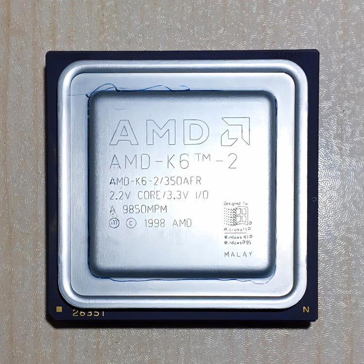 سی پی یو سرامیکی طلا AMD K6-2 350 MHz Gold Ceramic © 1998