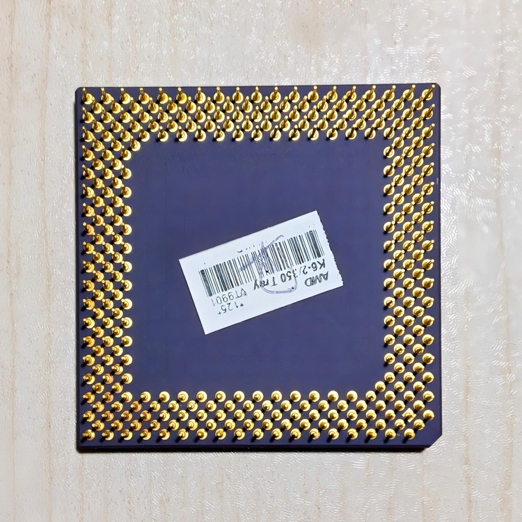 سی پی یو سرامیکی طلا AMD K6-2 350 MHz Gold Ceramic © 1998