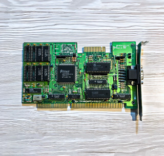 کارت گرافیک Trident TVGA8900C 512KB DRAM ISA 16 bit © 1991