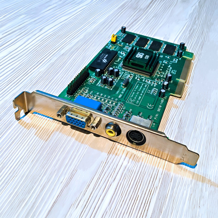 کارت گرافیک SiS 6326 8MB SDR AGP W/TV © 1997