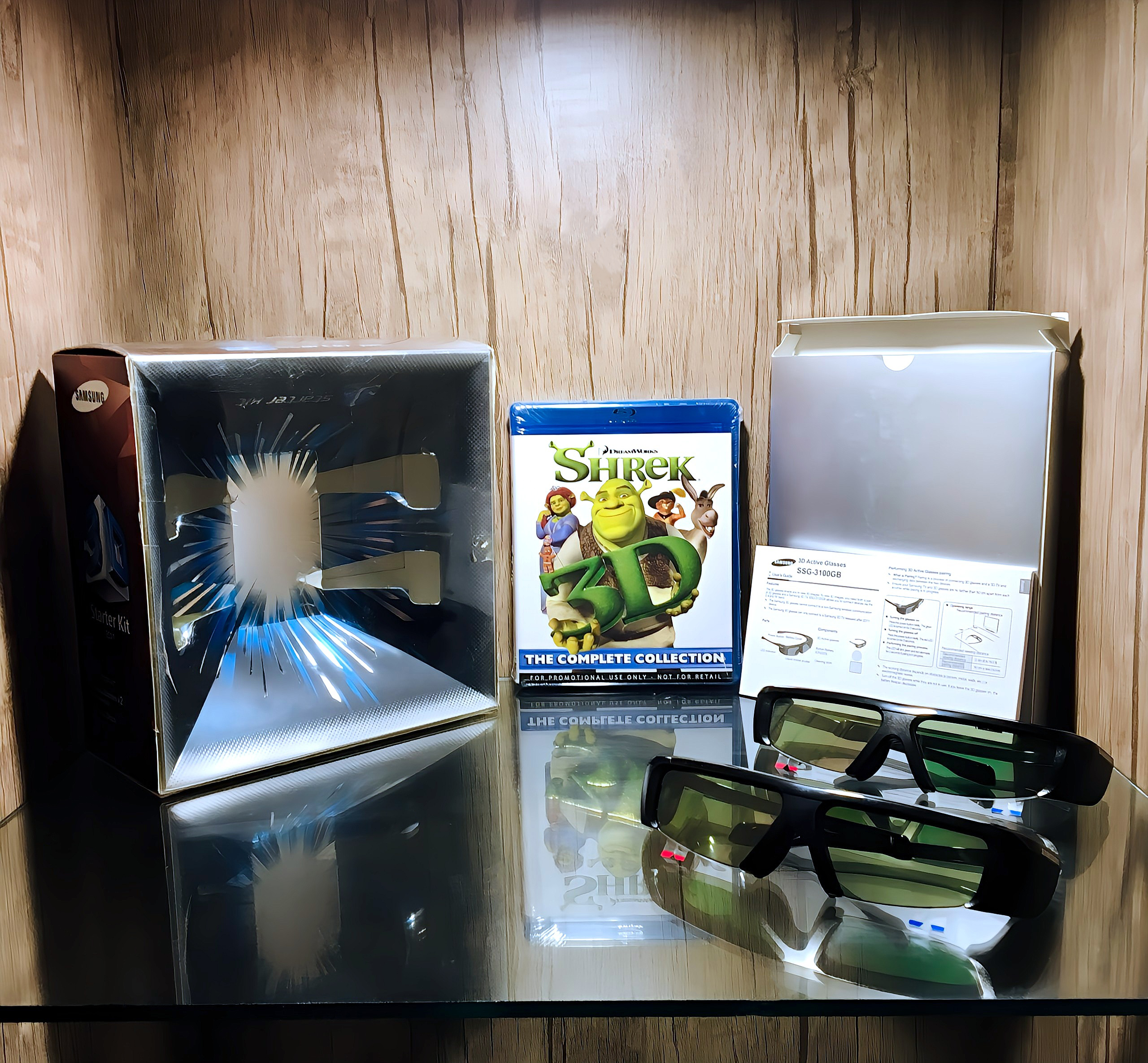 عینک سه بعدی سامسونگ باکس اوریجینال به همراه دیسک بلوری انیمیشن شرک 3D GLASSES Samsung + Shrek